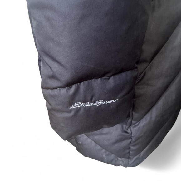 Eddie Bauer down coat black puffer jacket with hood. Size M - Picture 4 of 8